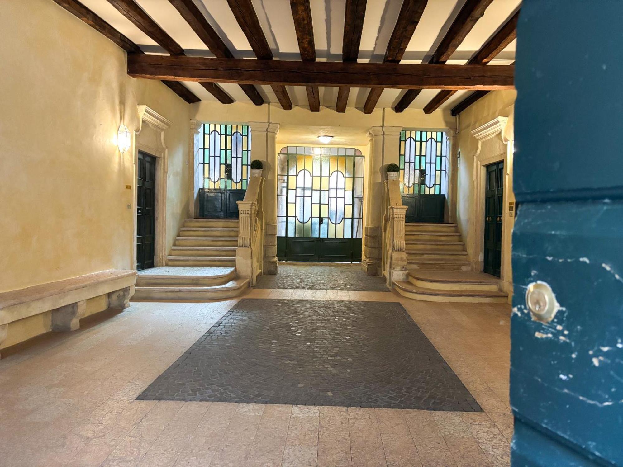 Appartement Palazzo Tiolo à Vérone Extérieur photo