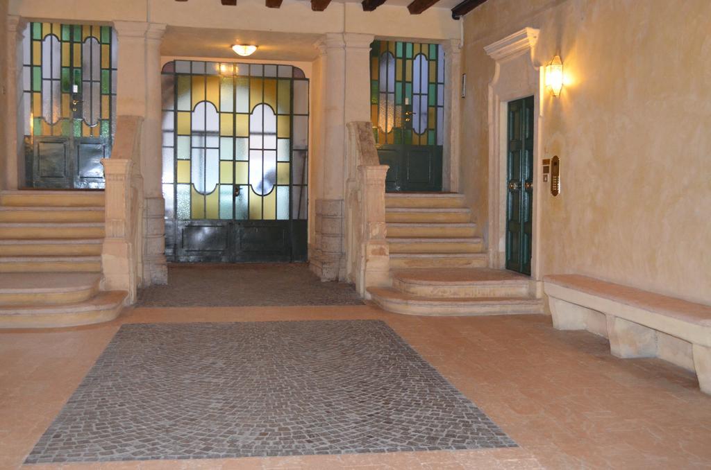 Appartement Palazzo Tiolo à Vérone Extérieur photo
